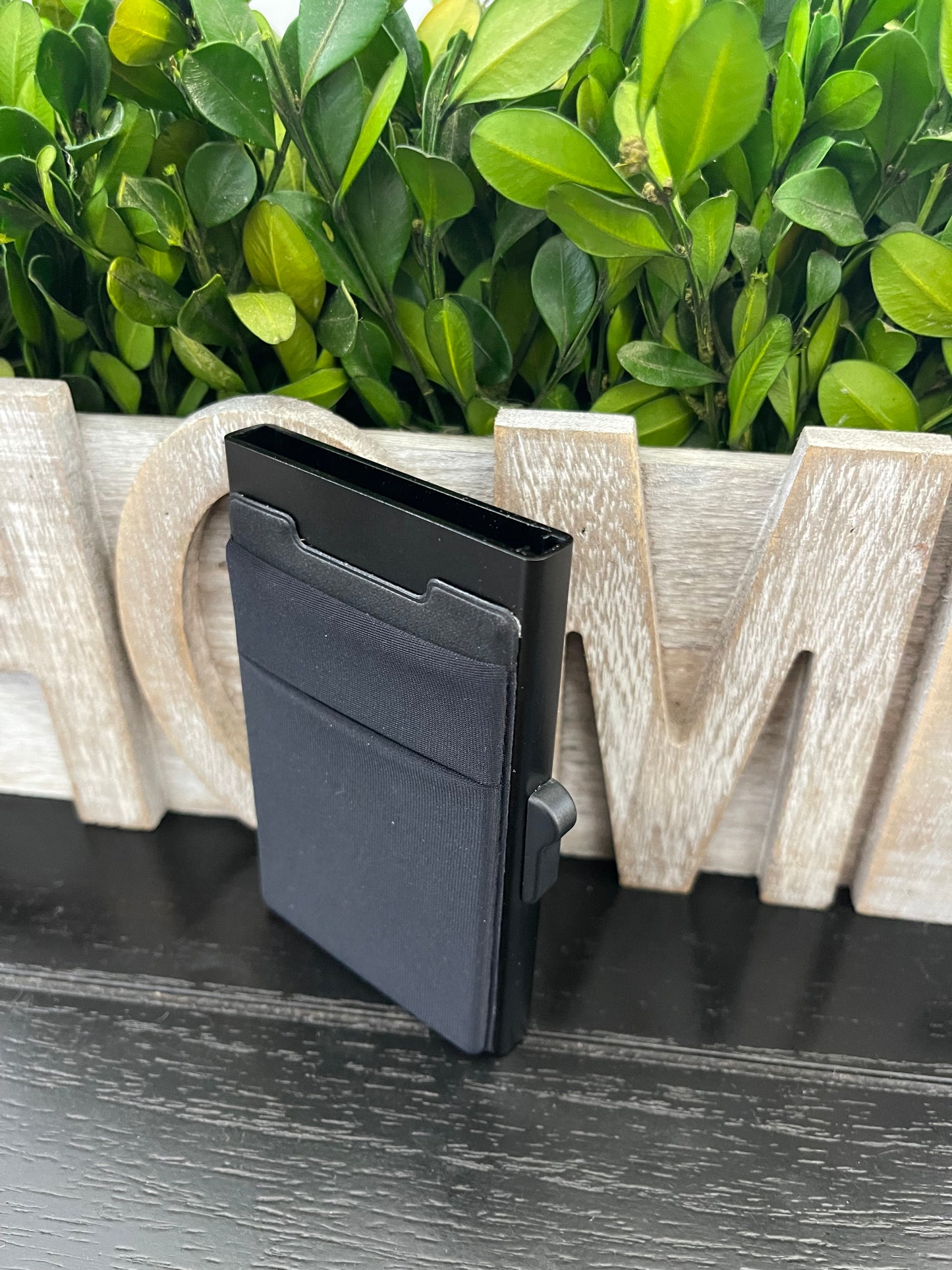 Aluminium Wallet Laser Minimalistic Design