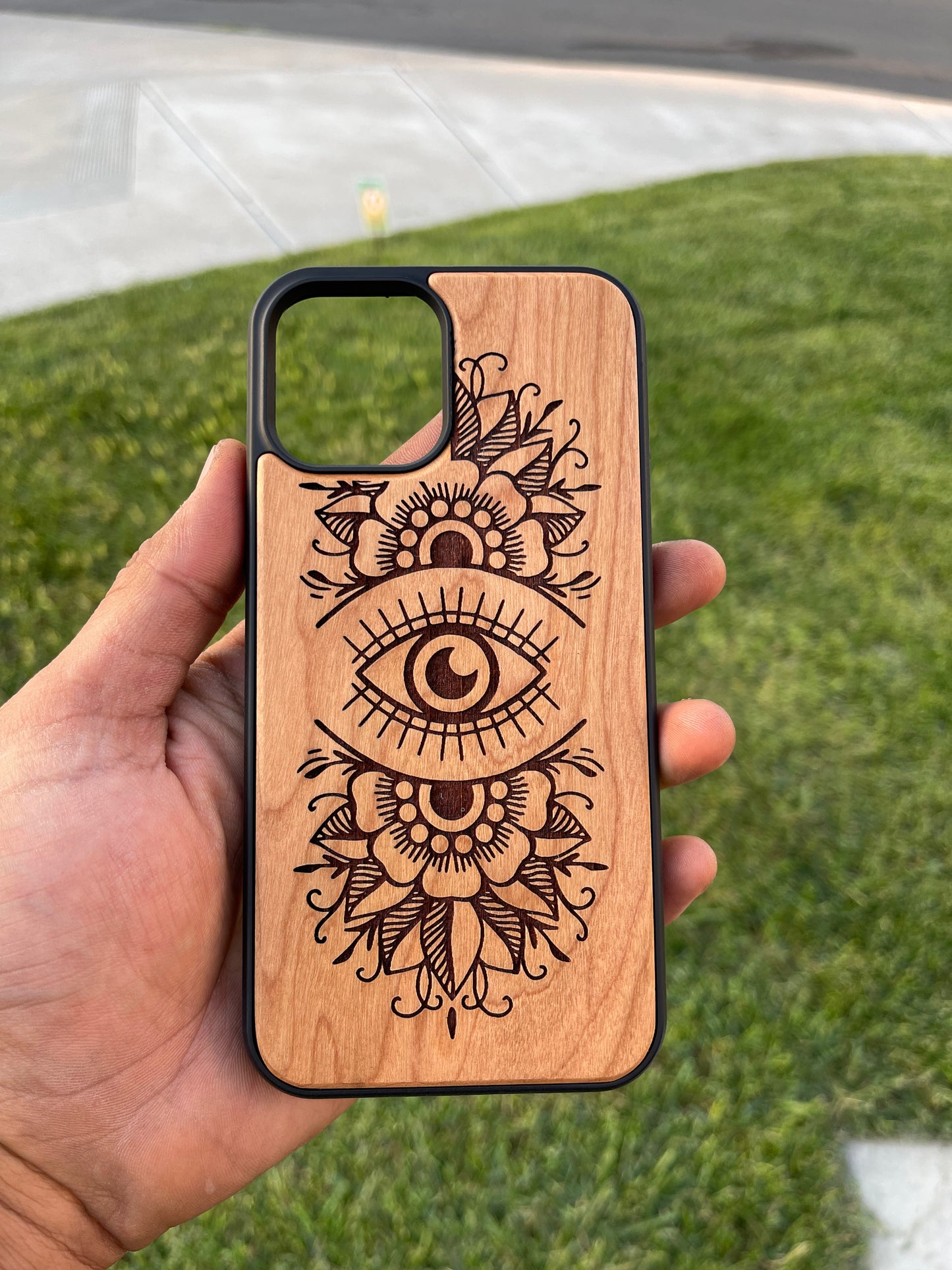 Cherry wood case for iphone 12-17 laser engraved