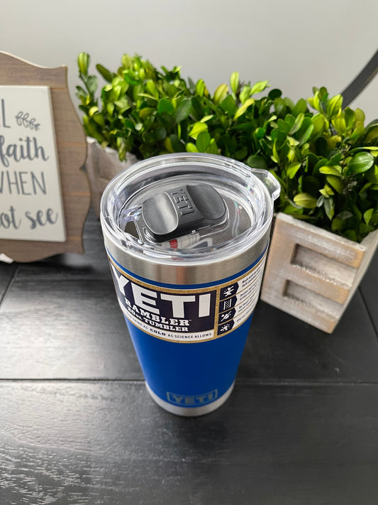 Yeti 20oz with magnetic lid