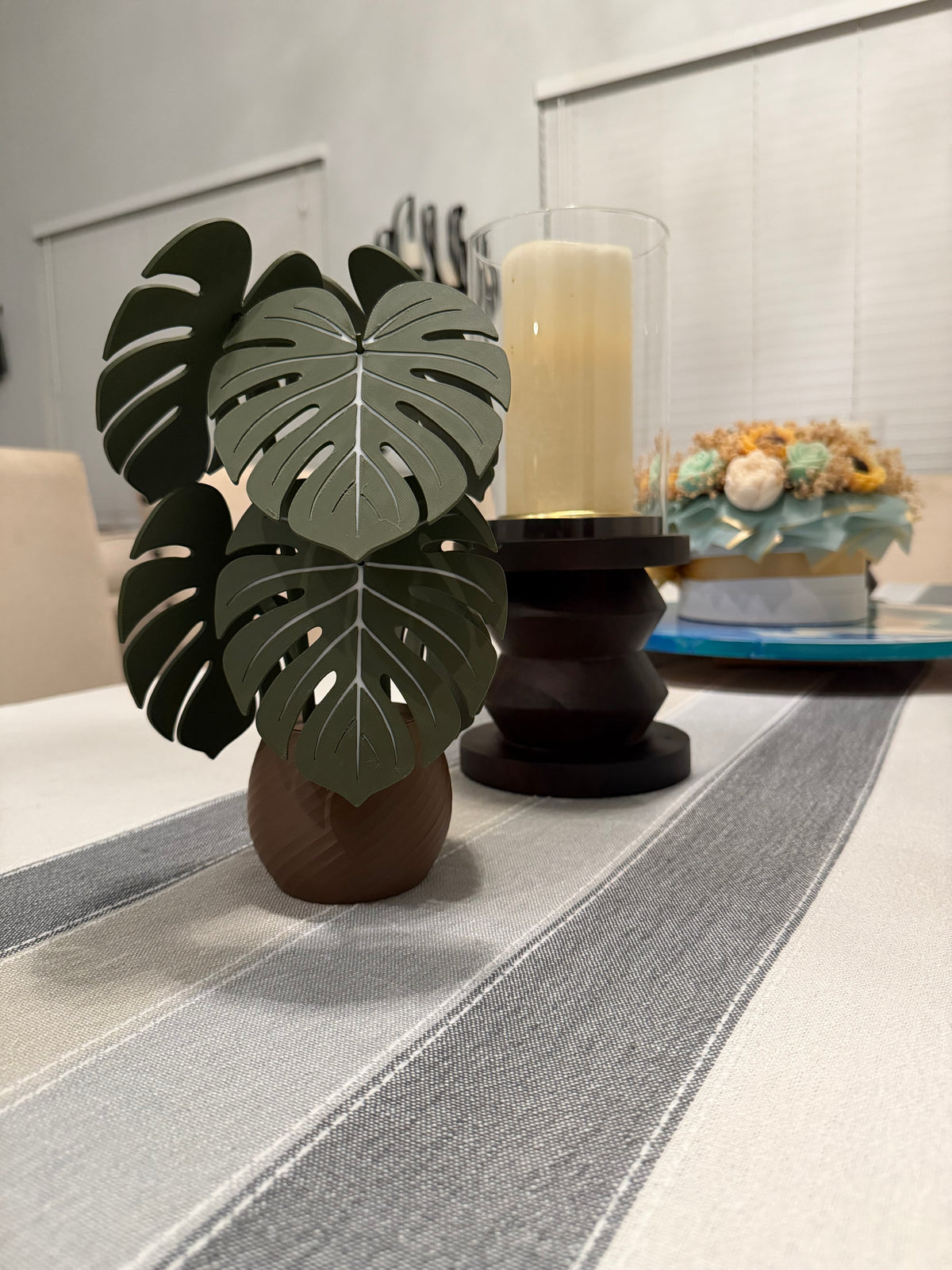 3D Printed Monstera Plant in Swirl Pot Coaster leaves